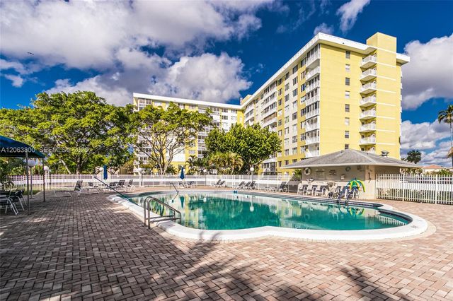 4400 Hillcrest Dr 1005A, Hollywood, FL 33021