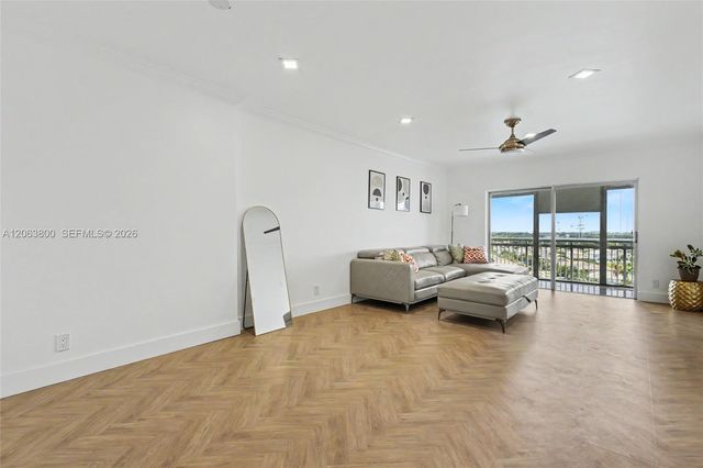 4400 Hillcrest Dr 1005A, Hollywood, FL 33021