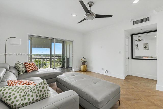 4400 Hillcrest Dr 1005A, Hollywood, FL 33021