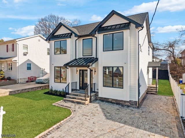 110 Platt Ave, Saddle Brook Twp., NJ 07663