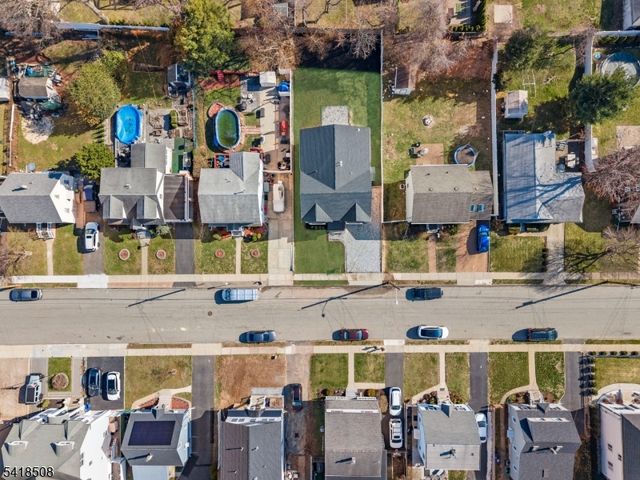 110 Platt Ave, Saddle Brook Twp., NJ 07663