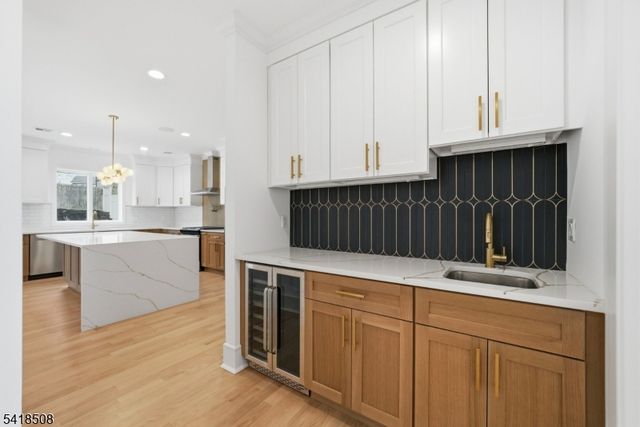 110 Platt Ave, Saddle Brook Twp., NJ 07663