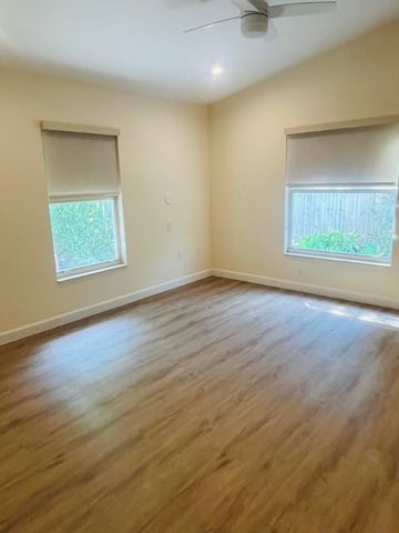 530 NE 3rd Avenue, Delray Beach, FL 33444