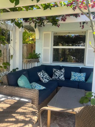 530 NE 3rd Avenue, Delray Beach, FL 33444