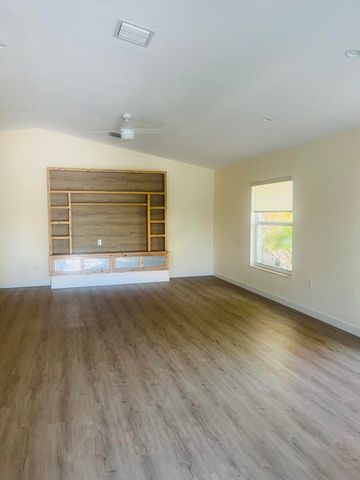 530 NE 3rd Avenue, Delray Beach, FL 33444