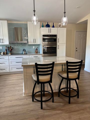 530 NE 3rd Avenue, Delray Beach, FL 33444