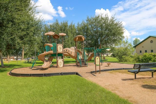 2709 Wisdom Drive, Deer Park, TX 77536