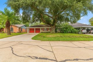 2709 Wisdom Drive, Deer Park, TX 77536