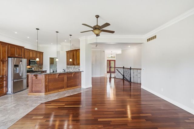 1022 Belmont Park, Union, KY 41091