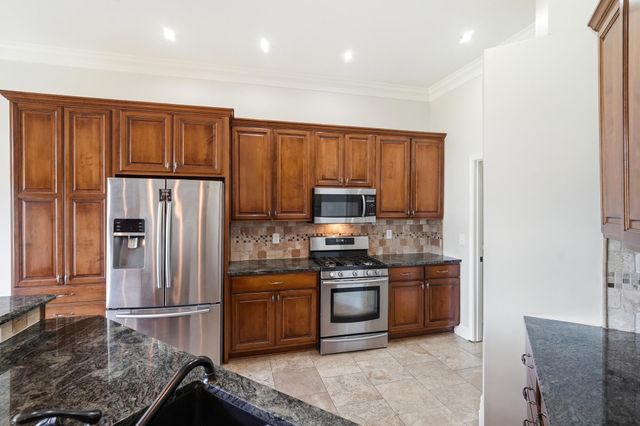1022 Belmont Park, Union, KY 41091