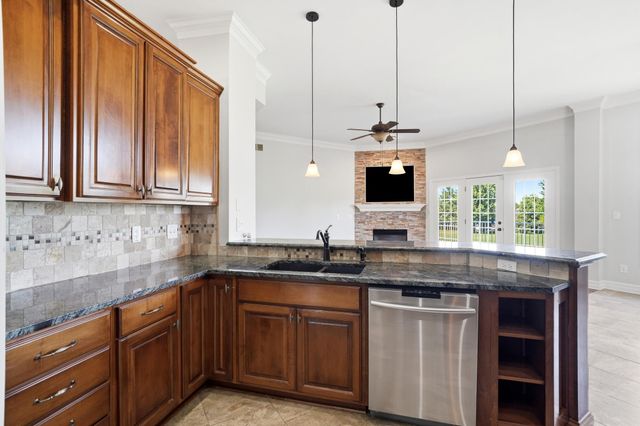 1022 Belmont Park, Union, KY 41091