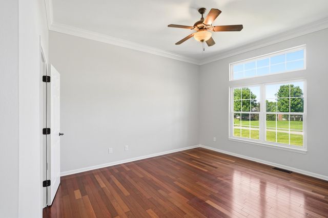 1022 Belmont Park, Union, KY 41091