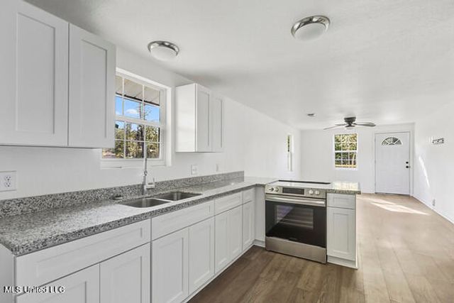 902 Dicks Street, Waveland, MS 39576