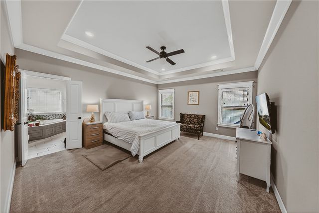 1503 NW Hermanus Street, Bentonville, AR 72712