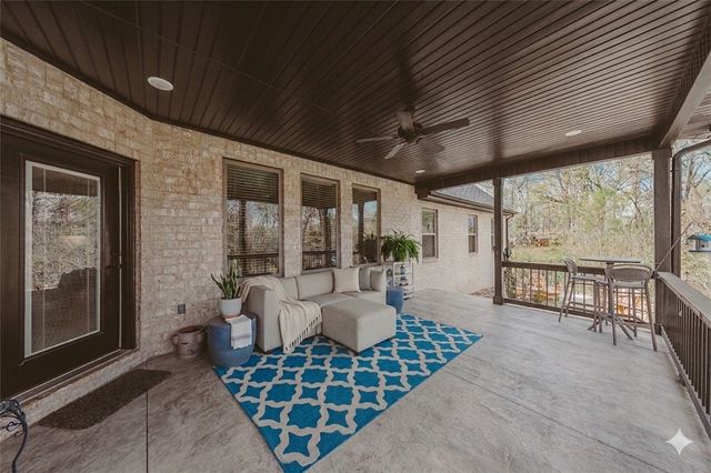 1503 NW Hermanus Street, Bentonville, AR 72712