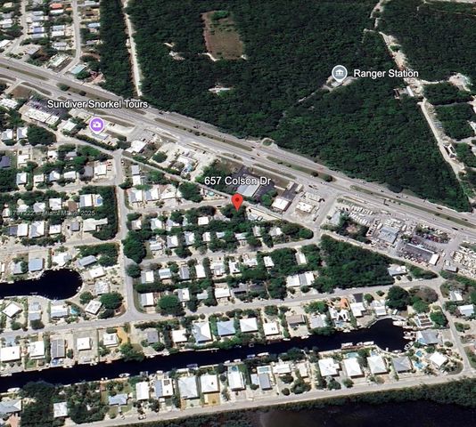 657 Colson Dr, Key Largo, FL 33037