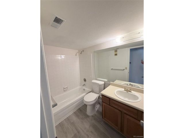 429 Wright St 212, Lakewood, CO 80228