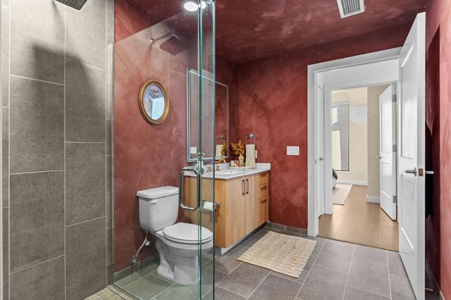 1212 Demonbreun St Apt 1606, Nashville, TN 37203