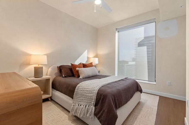 1212 Demonbreun St Apt 1606, Nashville, TN 37203