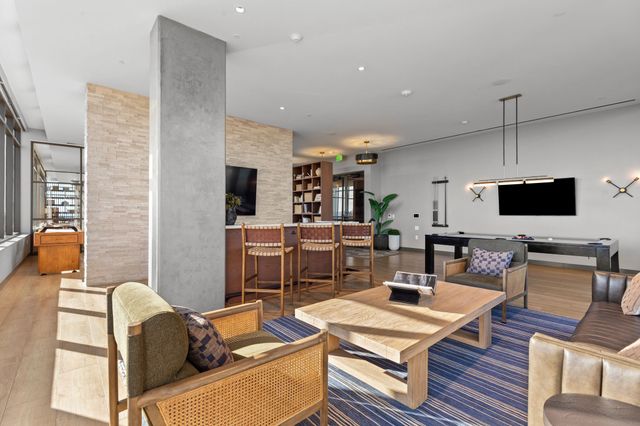 1212 Demonbreun St Apt 1606, Nashville, TN 37203