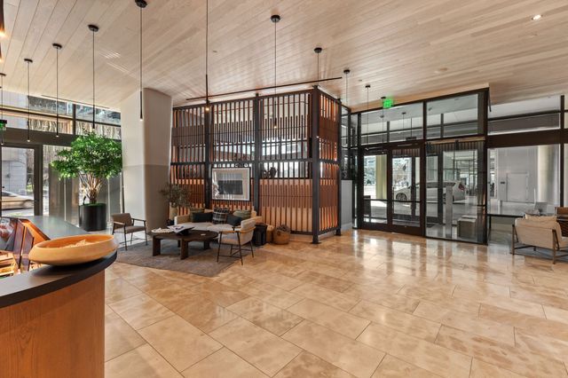 1212 Demonbreun St Apt 1606, Nashville, TN 37203