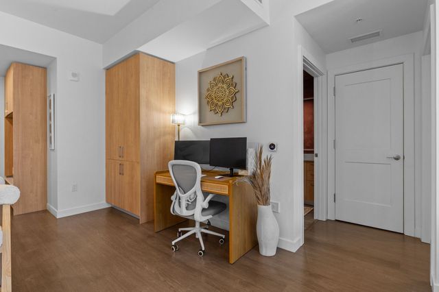 1212 Demonbreun St Apt 1606, Nashville, TN 37203