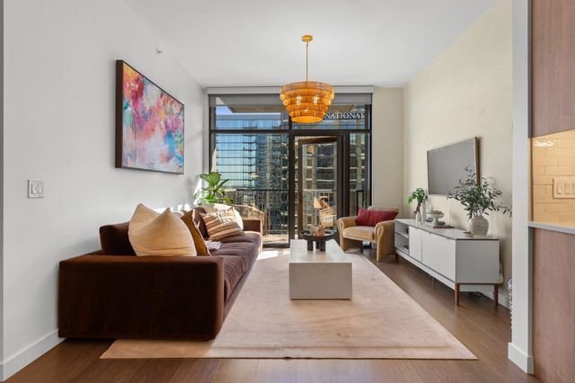 1212 Demonbreun St Apt 1606, Nashville, TN 37203