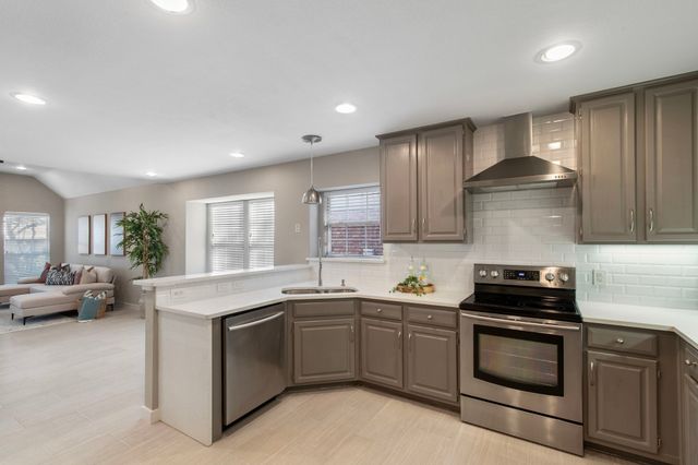 4113 Donnington Drive, Plano, TX 75093