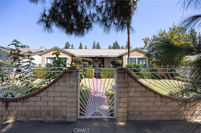 15739 Chatsworth, Granada Hills, CA 91344