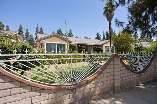 15739 Chatsworth, Granada Hills, CA 91344