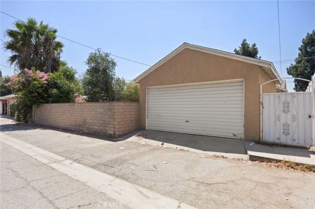 15739 Chatsworth, Granada Hills, CA 91344