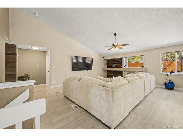 13122 Summit Grove Pkwy, Thornton, CO 80241