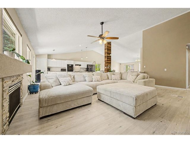 13122 Summit Grove Pkwy, Thornton, CO 80241