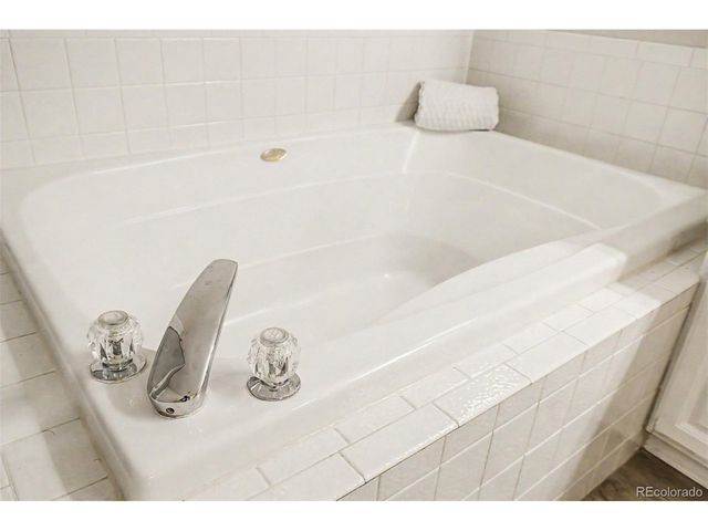 13122 Summit Grove Pkwy, Thornton, CO 80241