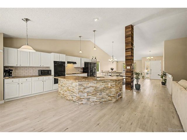 13122 Summit Grove Pkwy, Thornton, CO 80241