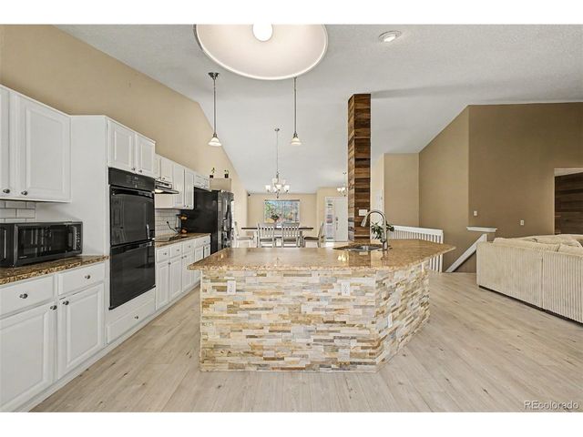 13122 Summit Grove Pkwy, Thornton, CO 80241