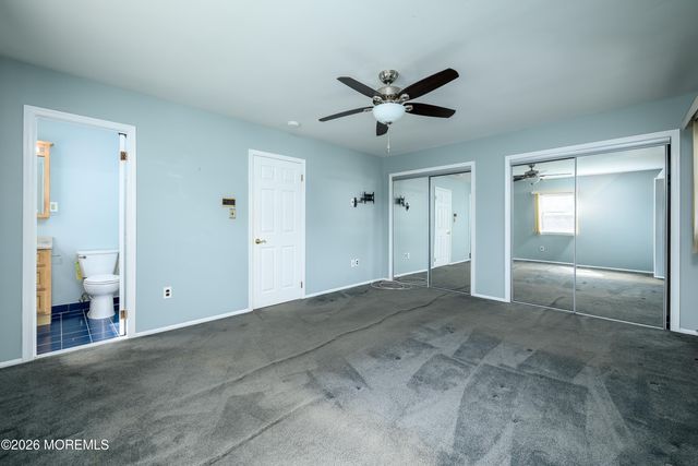 821 Middletown Lincroft Road, Middletown, NJ 07748