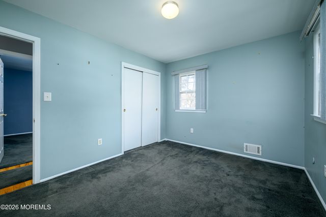 821 Middletown Lincroft Road, Middletown, NJ 07748