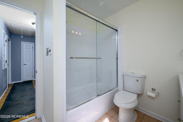 821 Middletown Lincroft Road, Middletown, NJ 07748