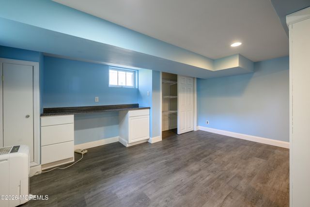 821 Middletown Lincroft Road, Middletown, NJ 07748