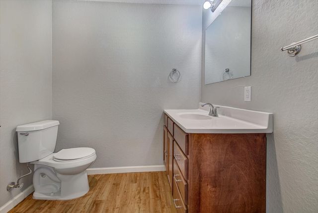 170 Barracuda Street, Bayou Vista, TX 77563