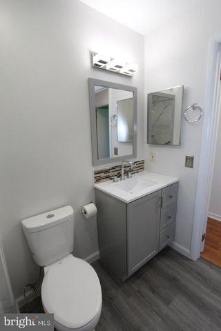 7714 TAMARRON DR, Plainsboro, NJ 08536