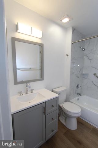 7714 TAMARRON DR, Plainsboro, NJ 08536