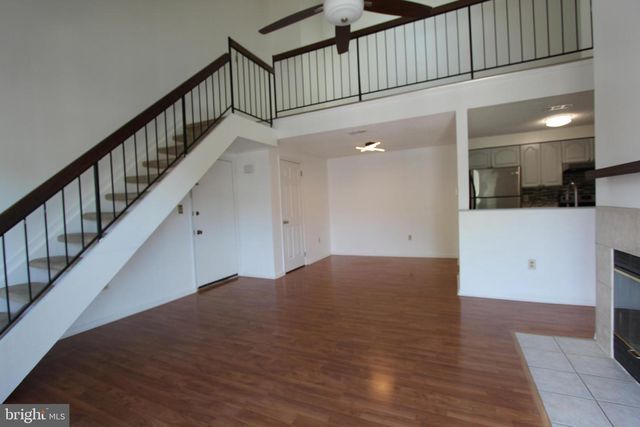 7714 TAMARRON DR, Plainsboro, NJ 08536