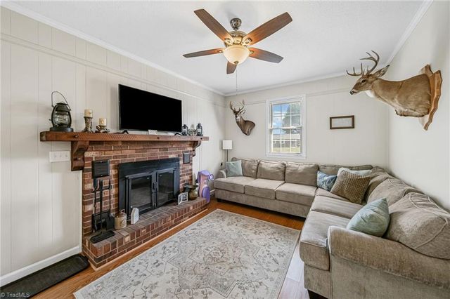 2303 Old Highway 21, State Road, NC 28676