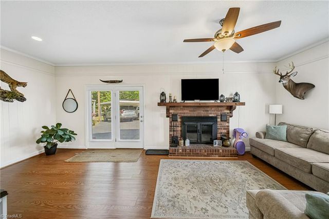 2303 Old Highway 21, State Road, NC 28676