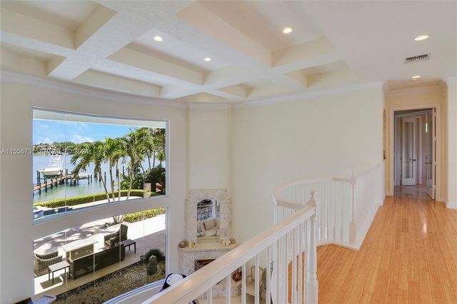 17581 SE Conch Bar Avenue, Jupiter, FL 33469