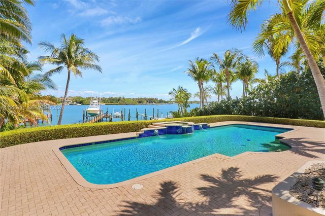 17581 SE Conch Bar Avenue, Jupiter, FL 33469