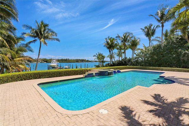 17581 SE Conch Bar Avenue, Jupiter, FL 33469