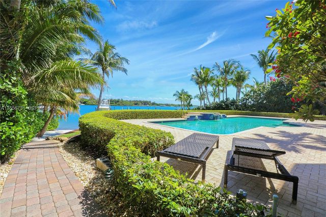 17581 SE Conch Bar Avenue, Jupiter, FL 33469